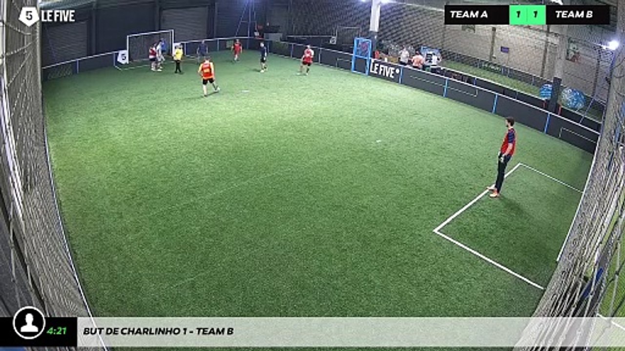 But de Charlinho 1 - Team B