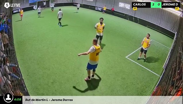 CARLOS - JEROME DARRAS 11/05 à 09:42 - Football Terrain 2 (LeFive Pau)