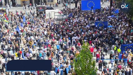 El PSOE arropa una manifestación por el día de Europa para silenciar la protesta de Colón