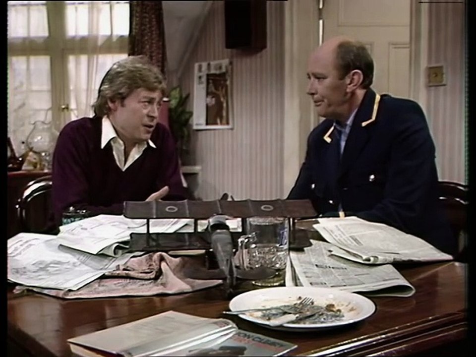 Shelley (1979) S05E04 - Noises Off