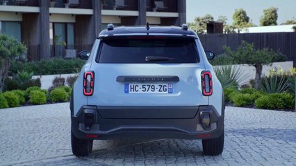 La citadine électrique Renault 4 E-Tech puise dans l'ADN du modèle originel