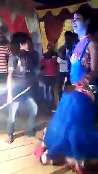 Arkestra video superhit मारम लाठी के हुरा रे तोर फट जाए पूरा रे
