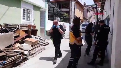 Yalnız yaşadığı evinde ölü bulundu