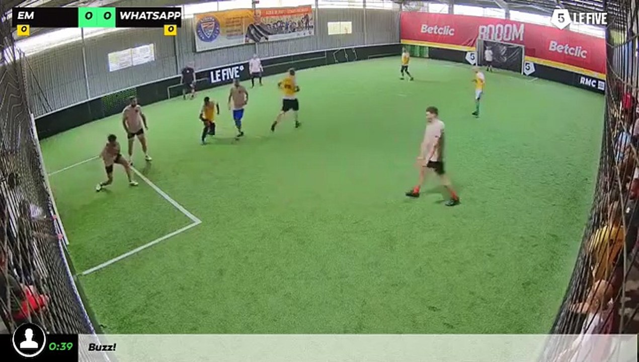 EM - WHATSAPP FIVE PAU 11/05 à 10:56 - Football Terrain 1 (LeFive Pau)