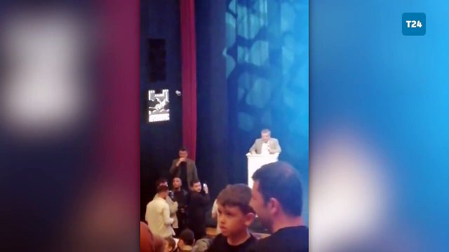 Protesto ettiği Bakan Tekin’in “terör örgütleriyle ilişkili” dediği ‘mülakat mağduru’ öğretmen: Ya tutuklayın ya özür dilesin, yoksa açlık grevine başlıyorum!