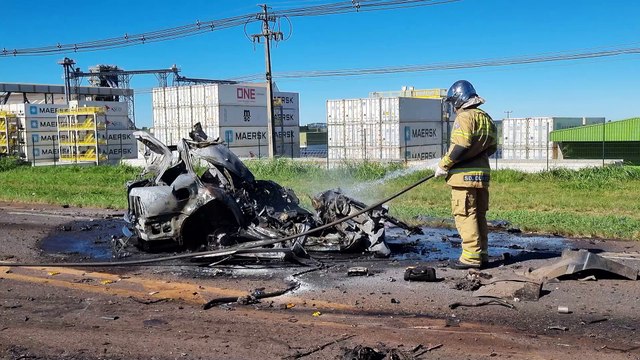 Homem morre após violenta colisão com carreta na BR-277, em Cascavel