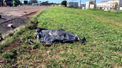 Tragédia na BR-277: Carro colide com carreta e motorista morre na hora em Cascavel
