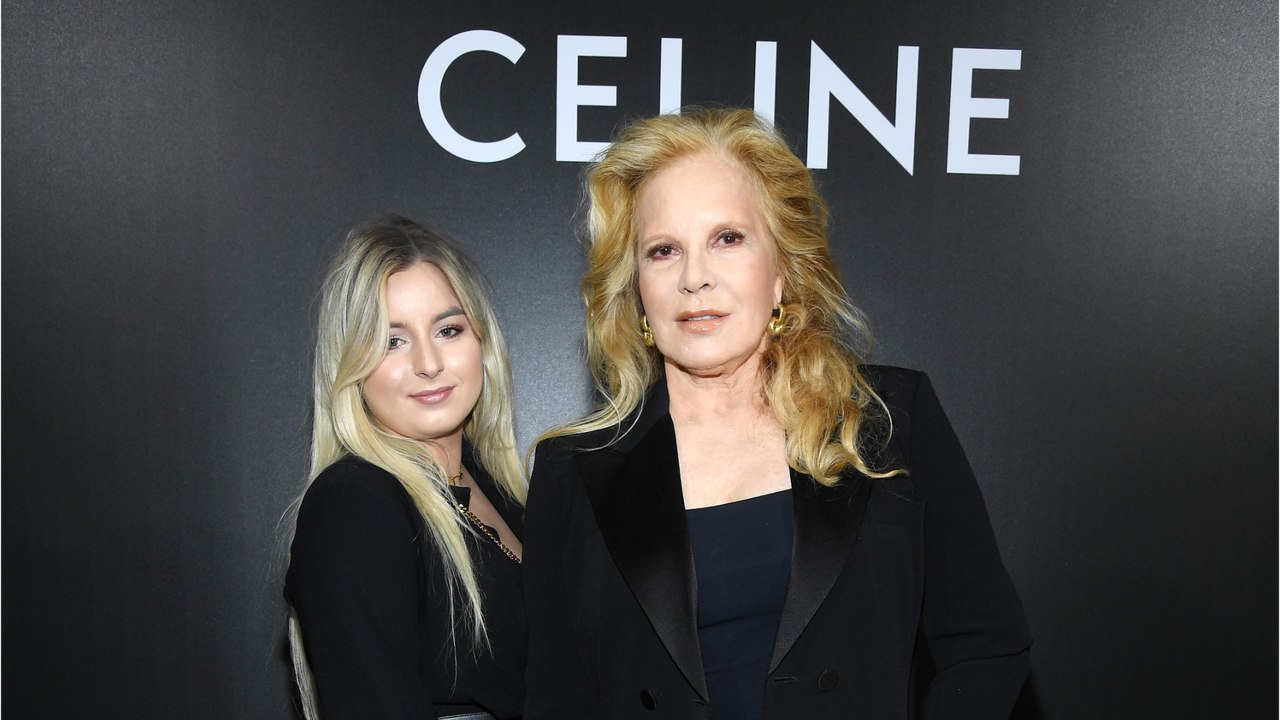 GALA VIDEO - Sylvie Vartan : sa fille adoptive Darina lui fait une touchante déclaration d’amour