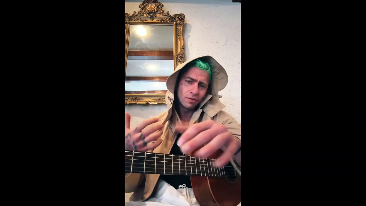 Zuschauer Belästigen Zois im Live   Jonas Kachnissen die Analphabetische Kachba   Zois