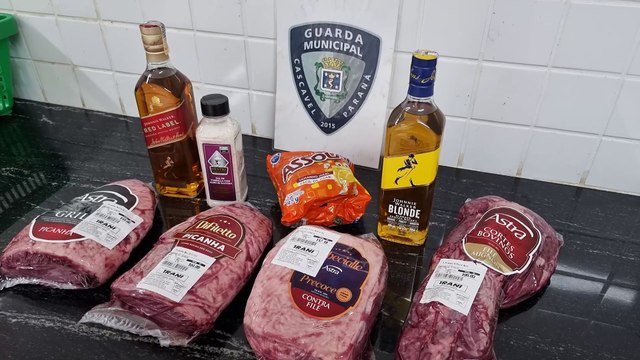 Mamãe, cancela o churrasco: homem é preso após furtar carnes nobres, uísque e assolan em supermercado