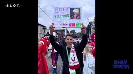 Ebo (İbrahim Tilaver), kendisine söylenen "PKK'lı", "terörist" gibi söylemlerle linçlenmesinin Jahrein'den dolayı kaynaklandığını söyledi.