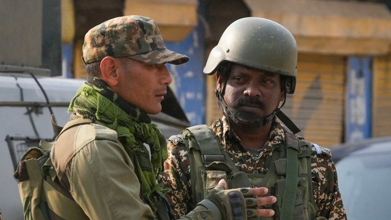 Jammu-Kashmir Police: सीमावर्ती गांवों में लौटना खतरनाक