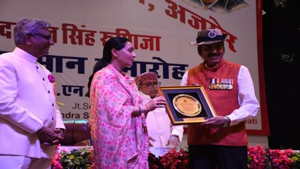 दो माह में उधड़ी सड़क पर महिला अफसर जयपुर तलब