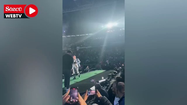 Kupa töreninde Hacıosmanoğlu'na protesto