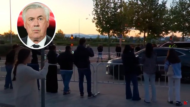 Real Madrid regresa a Valdebebas tras caer ante el Barça y aficionados encaran a Ancelotti y jugadores