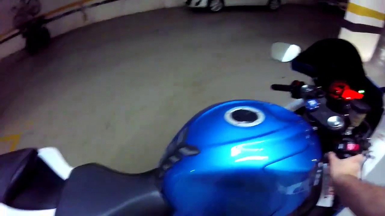 Instalação de ponteiras de escape esportivas Akrapovic e SC-Project exhaust e link pipe - GSX-R 750 SRAD