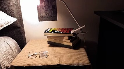 Entre las sombras | movie | 2025 | Official Clip