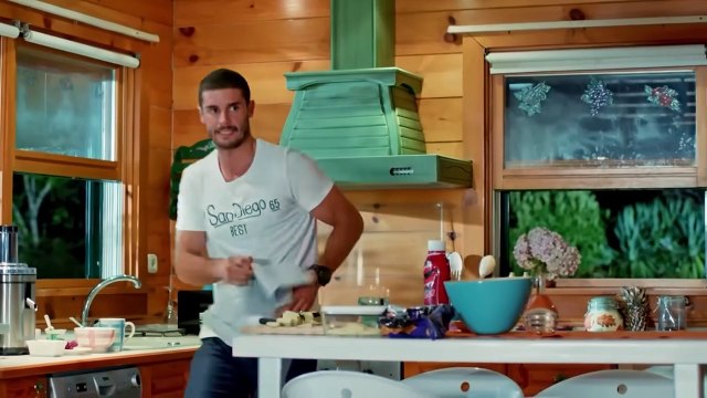 23. Estado Civil: Complicado (Iliski Durumu: Karisik), en español