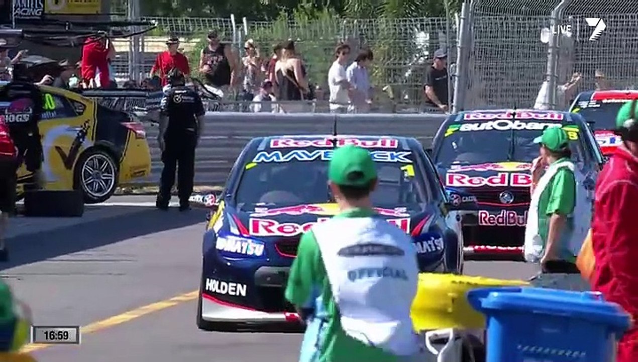 V8 Supercars 2013 - Townsville - Qualifying 2