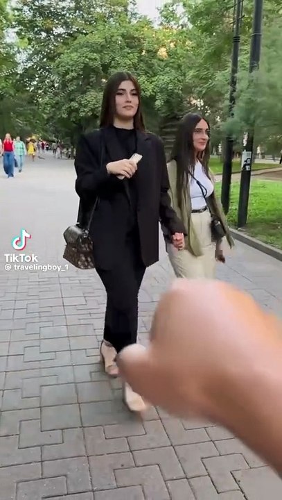 Beautiful Girl roaming in the streets of London