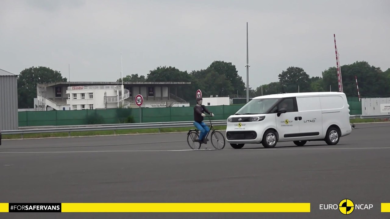 Maxus eDELIVER 5 - Commercial Van Safety Tests - 2025
