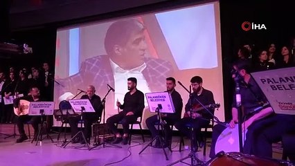 İbrahim Erkal sevgisi, salona sığmadı