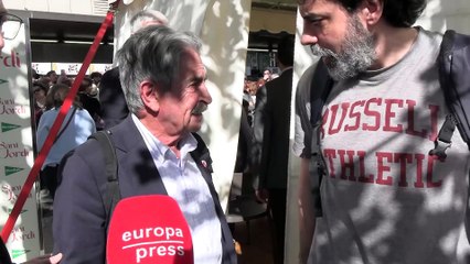 El Rey Juan Carlos, indiferente a las duras declaraciones de Revilla