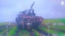Video: Ukraynalı muhafızlar Pokrovsk yakınlarında Rus zırhlı saldırısını püskürttü
