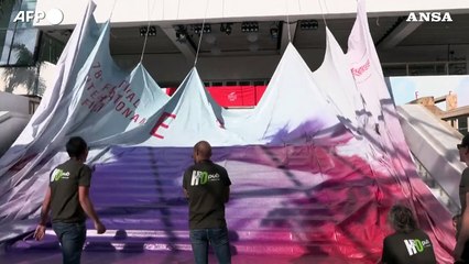 Il Festival di Cannes 2025 si apre con un abbraccio: il manifesto è un'ode al cinema francese