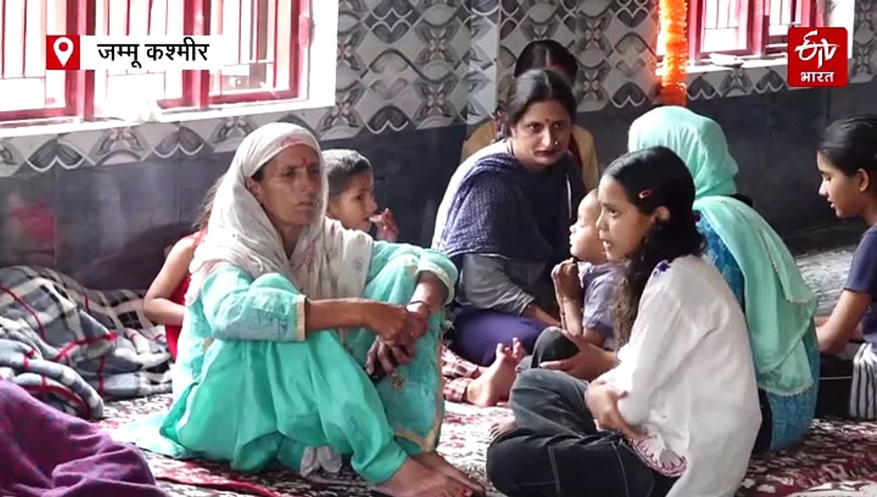 जम्मू कश्मीर: भारत और पाकिस्तान के बीच सैन्य कार्रवाई रोकने पर बनी सहमति के बाद सीमावर्ती क्षेत्रों से विस्थापित परिवारों को शांति और घर वापसी की उम्मीद