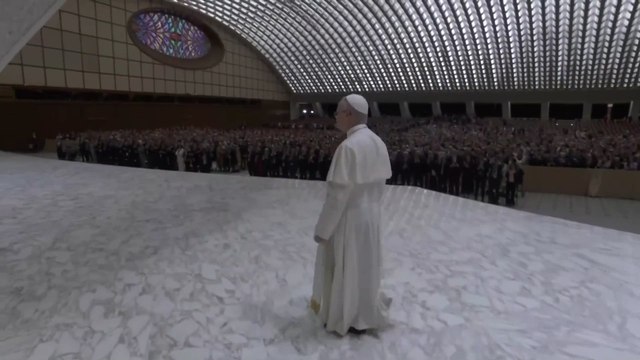 EL PAPA PIDE A LOS MEDIOS ACABAR CON LA DIVISIÓN y EXIGE LIBERTAD para los PERIODISTAS PRESOS