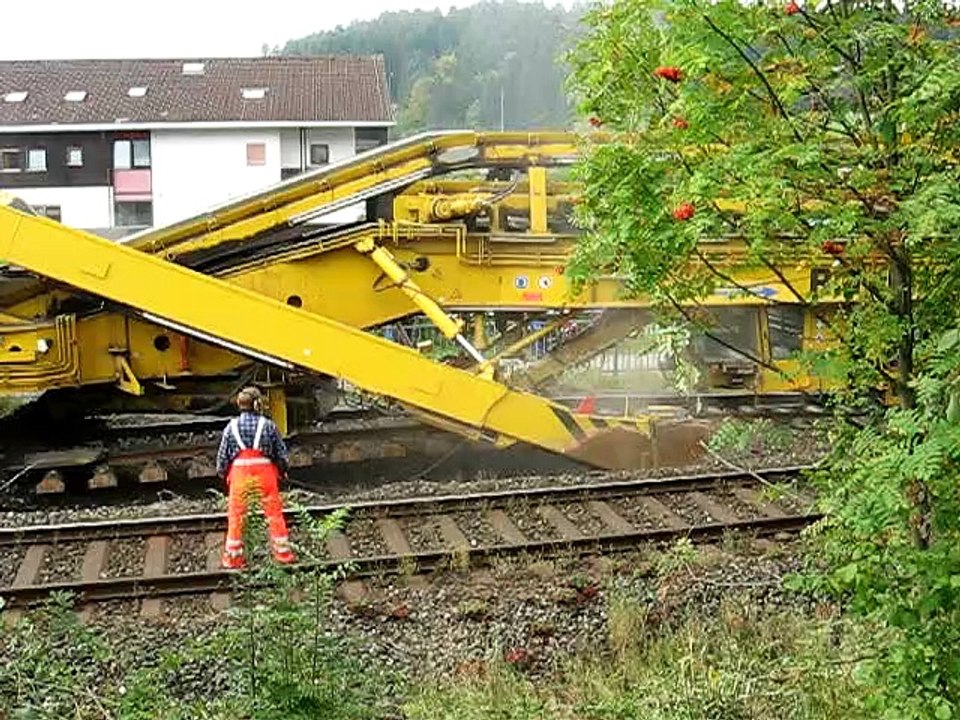 bahn-neu_Join_to_DivX_1