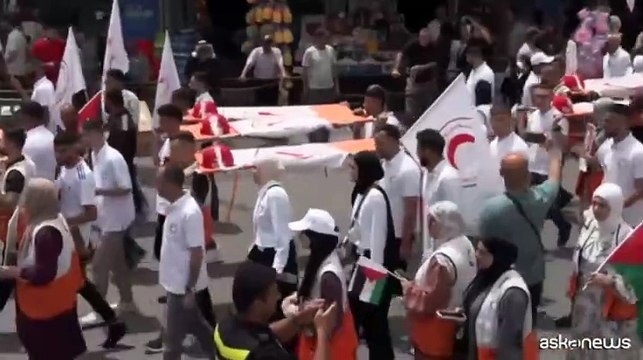 Mezzaluna Rossa in corteo a Ramallah per chiedere protezione