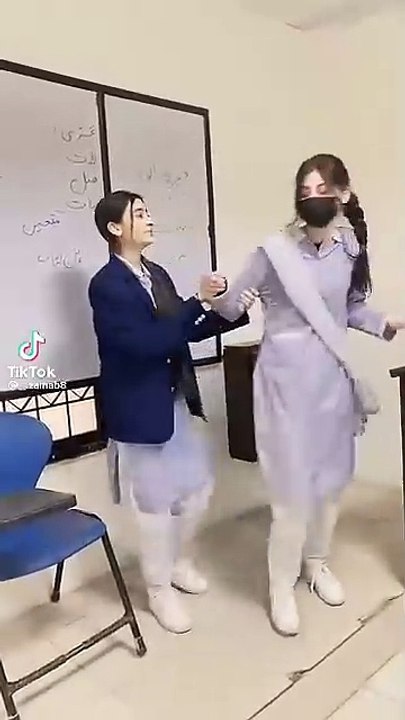 punjab_College_for_girls_on_tik_tok(360p)