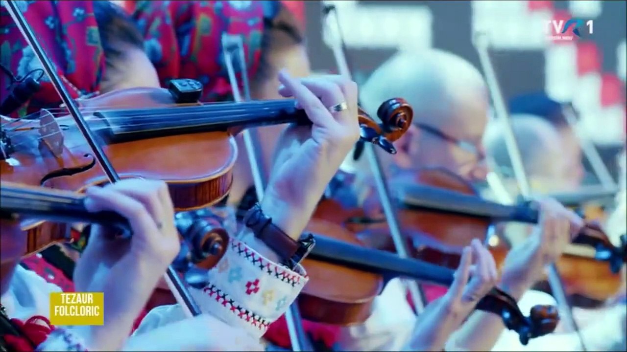 Angela Buciu - Spectacol Ansamblul folcloric „Transilvania” (Tezaur folcloric - TVR 1 - 20.04.2025)