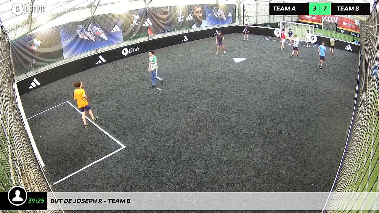 But de Joseph R - Team B