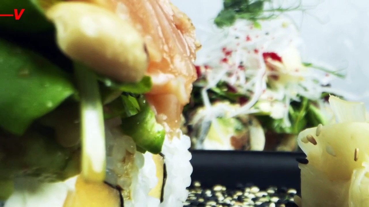 Avoid This Specific Sushi To Prevent Food Poisoning