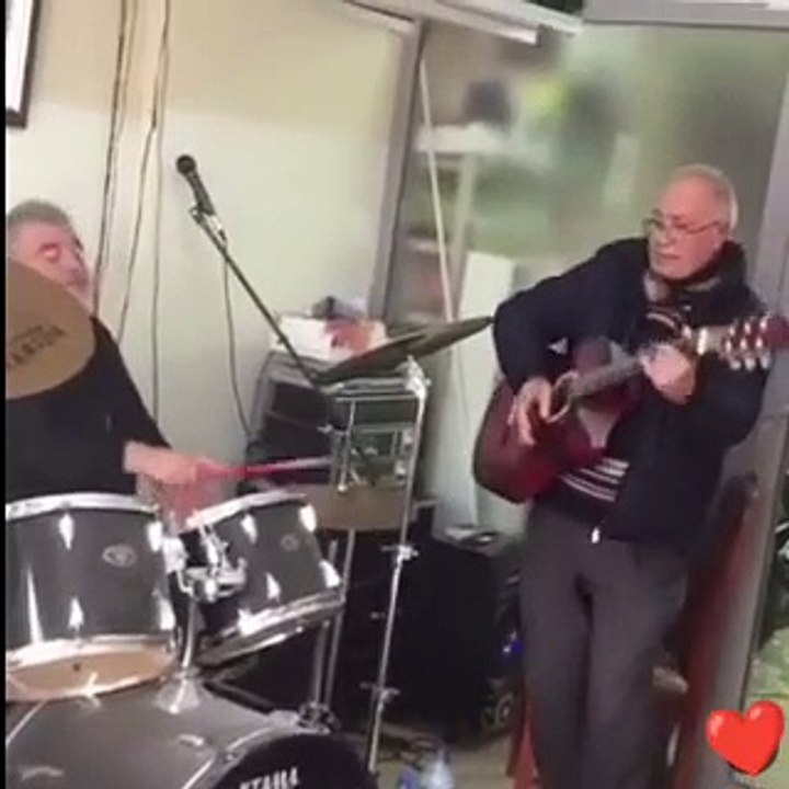 Yaşınız Kaç Olursa Olsun Yaşamayı Sevin Offical Video ❤️