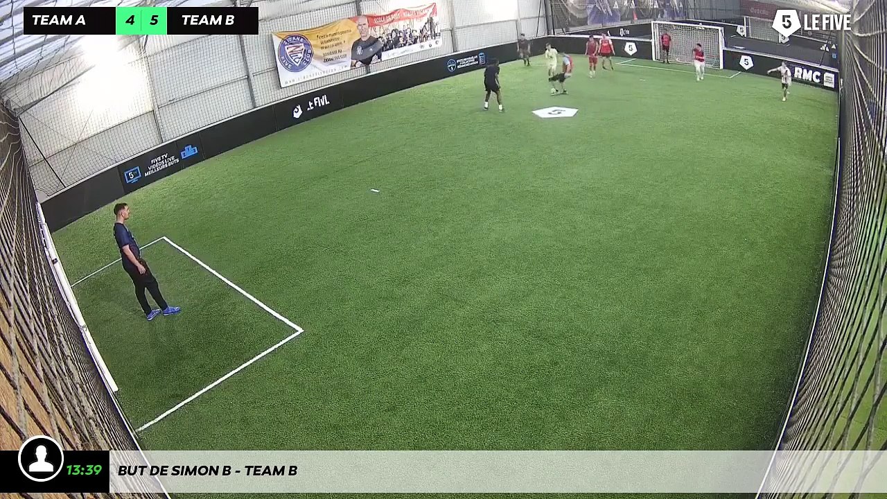 But de Simon B - Team B