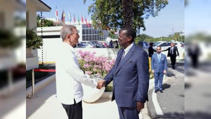 Roberto Álvarez recibe en el Mirex al canciller de Kenia