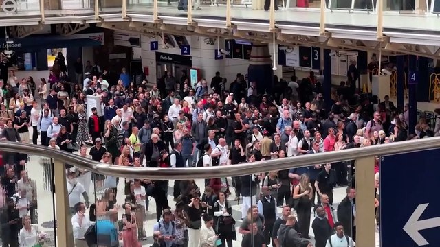 Un corte de luz en Londres provoca el cierre de varias líneas de subte