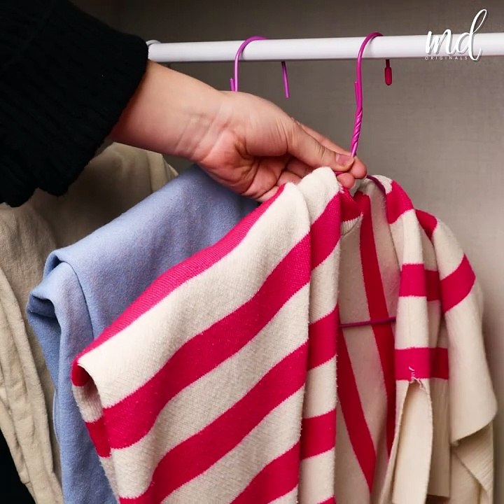 Take your clothes to the next level with these hacks! 👚👖