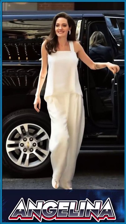 Tendances Mode_Angelina jolie Style 🛍️💜3💜🛍️ اناقة انجلينا جولي