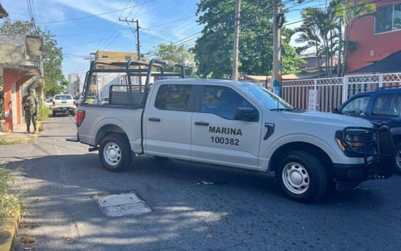 Balacera entre ministeriales y civiles armados en Boca del Río deja 3 muertos