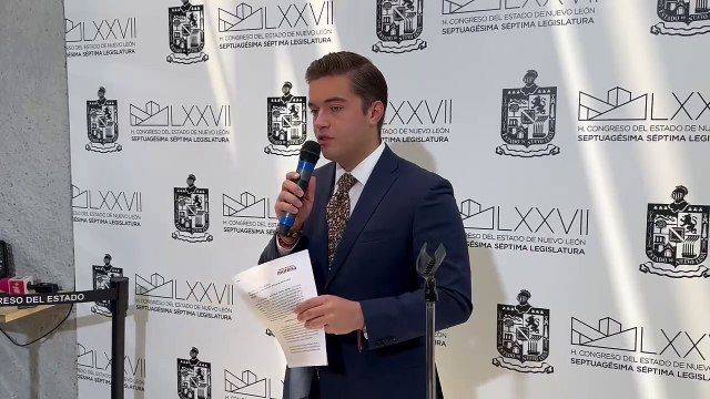 Jesús Elizondo propone prohibir cadeneros en antros y restaurantes de Nuevo Leon