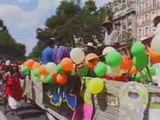 Balade au Carnaval Tropical de Paris