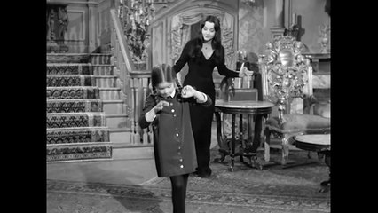 Los Locos Addams - S02E22 - Feliz cumpleaños abuela