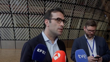 Cuerpo: "No corresponde al Gobierno decidir movimientos entre empresas"