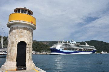 1798 İngiliz tek seferde geldi: Şehre akın ettiler