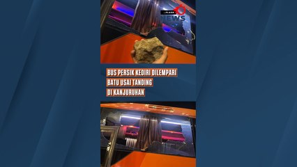 Bus Persik Kediri Dilempari Batu Usai Tanding di Kanjuruhan